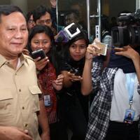 prabowo-subianto-keliling-ntb-dan-tidur-di-tenda