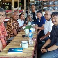 pensiunan-polisi-dan-lukisan-rustamadji