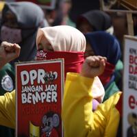 korupsi-itu-kampungan