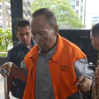 irman--sugiharto-serahkan-rp4-miliar-ke-kpk