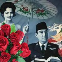 saat-bung-karno-disuguhi-katalog-lukisan-setengah-telanjang-di-as