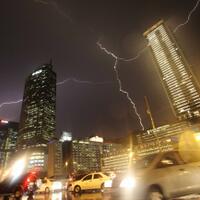 jakarta-berpotensi-hujan-petir-hari-ini