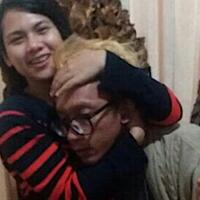 evelyn-langsung-suapi-aming