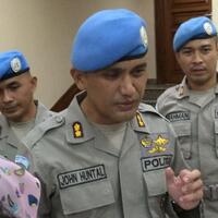 cara-petugas-perdamaian-menghibur-diri-di-daerah-konfik