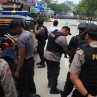 satroni-eks-kantor-pemkab-probolinggo-tak-dapat-apa-apa-kawanan-rampok-ini-satpol-pp