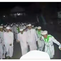 pemakaman-jenazah-kiai-hasyim-doa-oleh-habib-rizieq