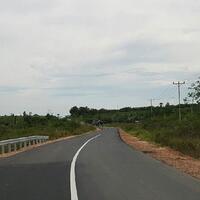 3-tahun-pemerintah-bangun-520-km-jalan-baru-di-perbatasan-kalimantan