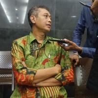 pejabat-pajak-yang-ditahan-kpk-buka-suara-soal-fadli-zon-fahri-hamzah