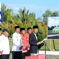 resmikan-asrama-haji-jokowi-cerita-saat-bertemu-raja-salman