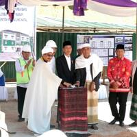 pakai-peci-dan-sarung-jokowi-groundbreaking-ponpes-di-mandailing-natal