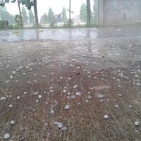 barusan-jakarta-diterpa-hujan-es-tempat-ente-gimana