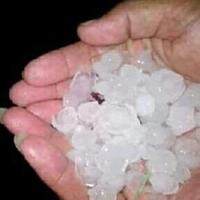 bmkg-soal-hujan-es-di-jakarta-fenomena-cuaca-alamiah-jelang-pergantian-musim