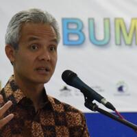 novanto-sempat-membisiki-ganjar--jangan-galak--bahas-ktp-el