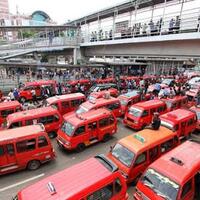 pemkot-surabaya-berencana-gaji-sopir-angkot