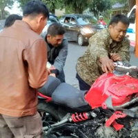 polisi-ini-sering-kebut-kebutan-naik-motor-gede-tadi-pagi-tewas-dilindas-truk