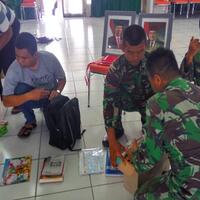 jokowi-kirim-650-paket-perlengkapan-sekolah-untuk-siswa-di-perbatasan