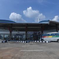 terminal-pulogebang-megah-dengan-fasilitas-belum-maksimal
