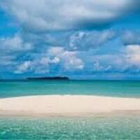 3-pantai-gosong-pasir-terindah-di-indonesia