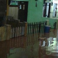 banjir-rendam-cipinang-melayu-170-warga-mengungsi