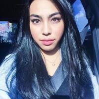 sosok-perempuan-ini-curi-perhatian-di-panggung-debat-pilkada-dki