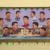 15-gaya-rambut-yang-dibolehin-kim-jong-un