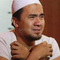 sambil-nyanyi-saipul-jamil-ungkap-harapan-untuk-gubernur-dki-terpilih