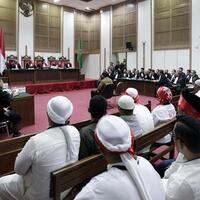 ahok-jalani-tuntutan-pengunjung-sidang-lebih-banyak-dari-biasanya
