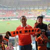 sandiaga-buka-peluang-investor-garap-stadion-sekelas-old-trafford