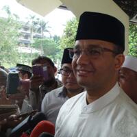 anies-akan-penuhi-janji-izinkan-kegiatan-keagamaan-digelar-di-monas