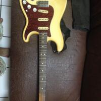 mau-beli-gitar-bass-konsultasi-dimari