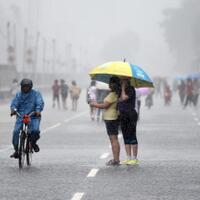 siang-ini-jabodetabek-berpotensi-hujan