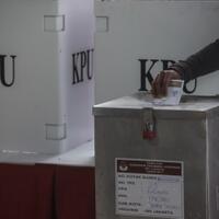 dpr-sepakat-pilkada-serentak-2018-digelar-27-juni