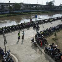 polisi-ancam-angkut-preman-di-kalijodo