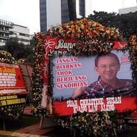 ahok-geram-ribuan-karangan-bunga-disebut-rekayasa