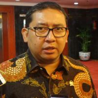 fadli-zon-usulkan-karangan-bunga-balai-kota-dapat-rekor-muri