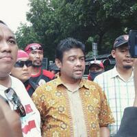 karangan-bunga-ahok-dibakar-said-iqbal-itu-untuk-bantu-gubernur