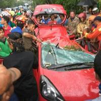 identitas-korban-pohon-tumbang-di-sekitar-ui