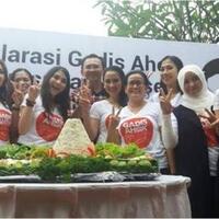 ahok-kalah-telak-gadis-ahok-buronan-kpk