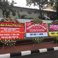 giliran-mabes-polri-kebanjiran-karangan-bunga