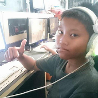 hebat-bocah-ini-tiap-hari-main-ke-warnet-tapi-malah-gini