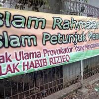 spanduk-tolak-rizieq-shihab-bertebaran-di-garut