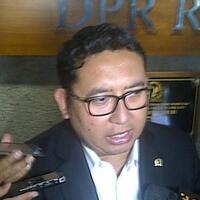 fadli-zon-kebijakan-pemerintah-bubarkan-hti-ngawur