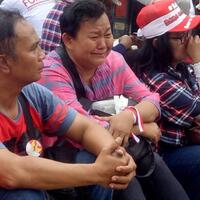 pendukung-ahok-menangis