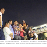 emo-vonis-ahok-makin-malam-massa-di-pengadilan-tinggi-bertambah