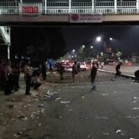 sampah-plastik-berserakan-usai-aksi-pro-ahok