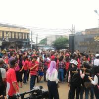 ahok-minta-massa-pendukungnya-membubarkan-diri