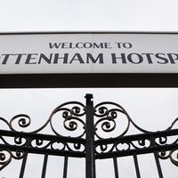 tottenham-incar-perpisahan-manis-di-white-hart-lane
