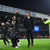 serba-empat-untuk-conte-di-balik-gelar-juara-chelsea