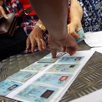 ribuan-ktp-untuk-ahok-diserahkan-ke-pengadilan-tinggi-besok