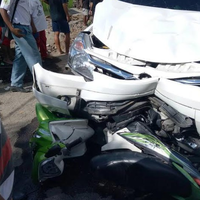 pelajar-smp-boncengan-tiga-tertabrak-xenia-hingga-kritis